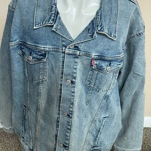 Levi's Men's Light Blue Denim Jacket